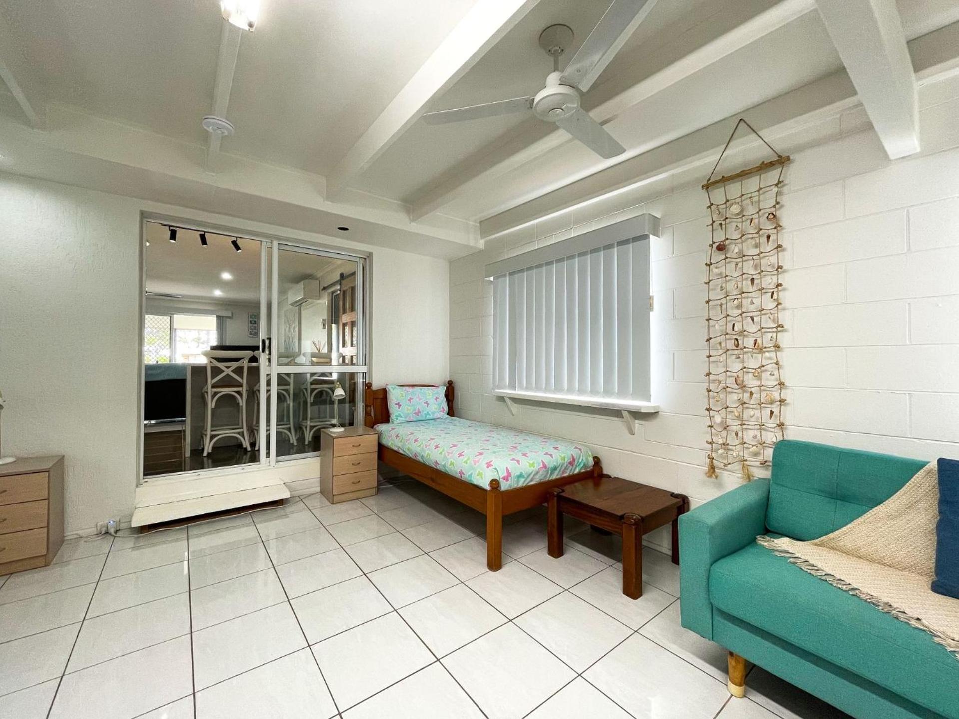 Beach House On Burrum- Close To Beach- 3Br- Wifi-Foxtel Woodgate Bagian luar foto