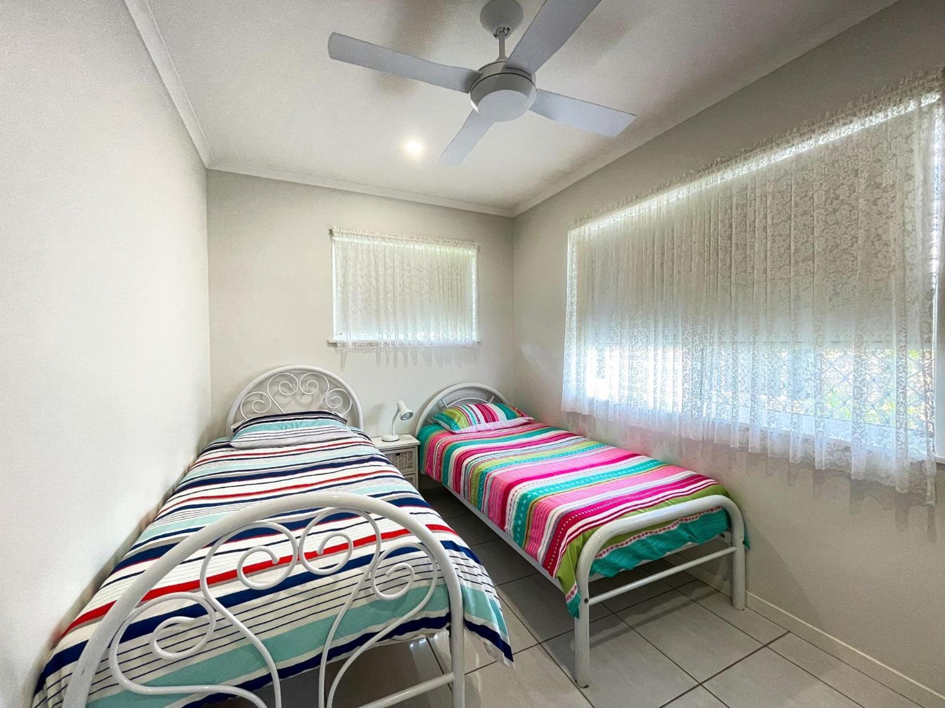 Beach House On Burrum- Close To Beach- 3Br- Wifi-Foxtel Woodgate Bagian luar foto