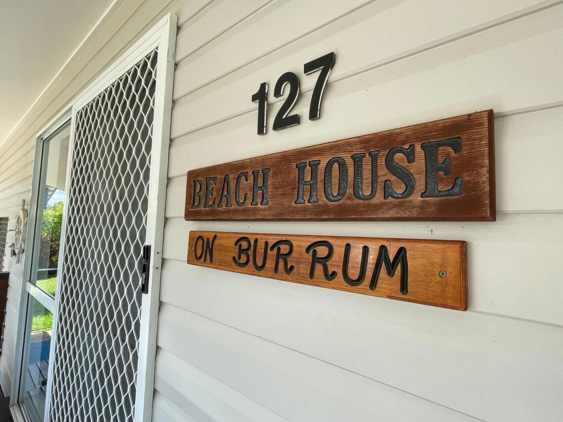 Beach House On Burrum- Close To Beach- 3Br- Wifi-Foxtel Woodgate Bagian luar foto