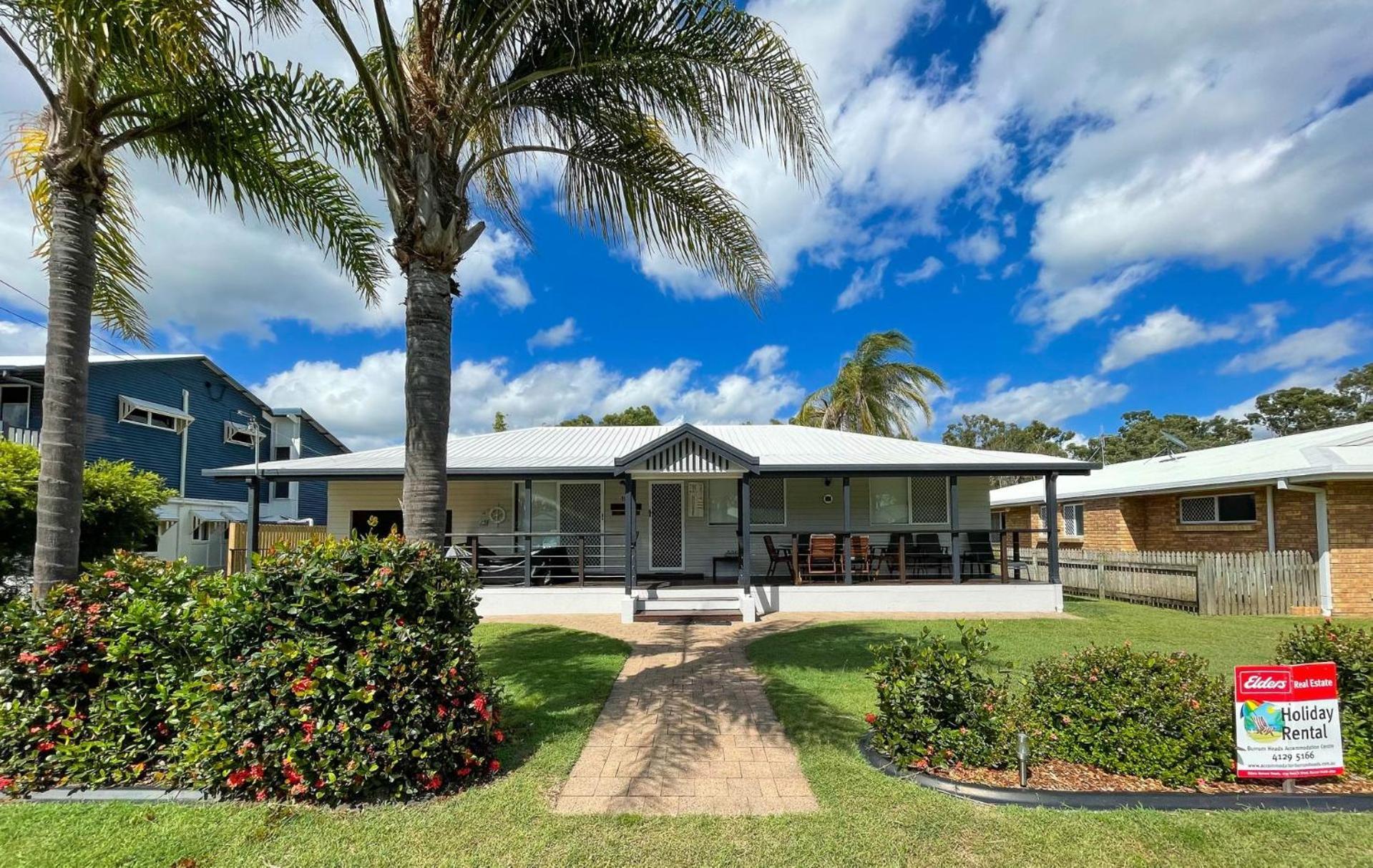 Beach House On Burrum- Close To Beach- 3Br- Wifi-Foxtel Woodgate Bagian luar foto