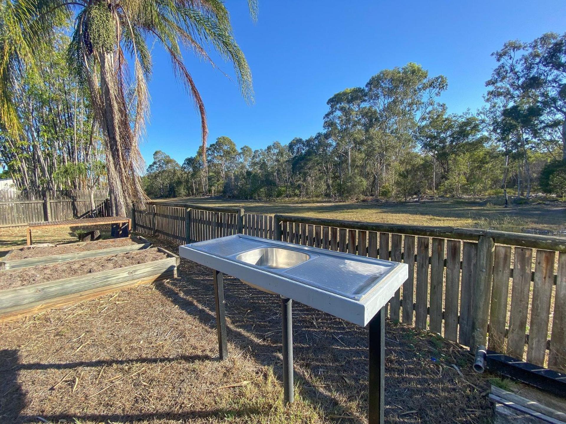 Beach House On Burrum- Close To Beach- 3Br- Wifi-Foxtel Woodgate Bagian luar foto