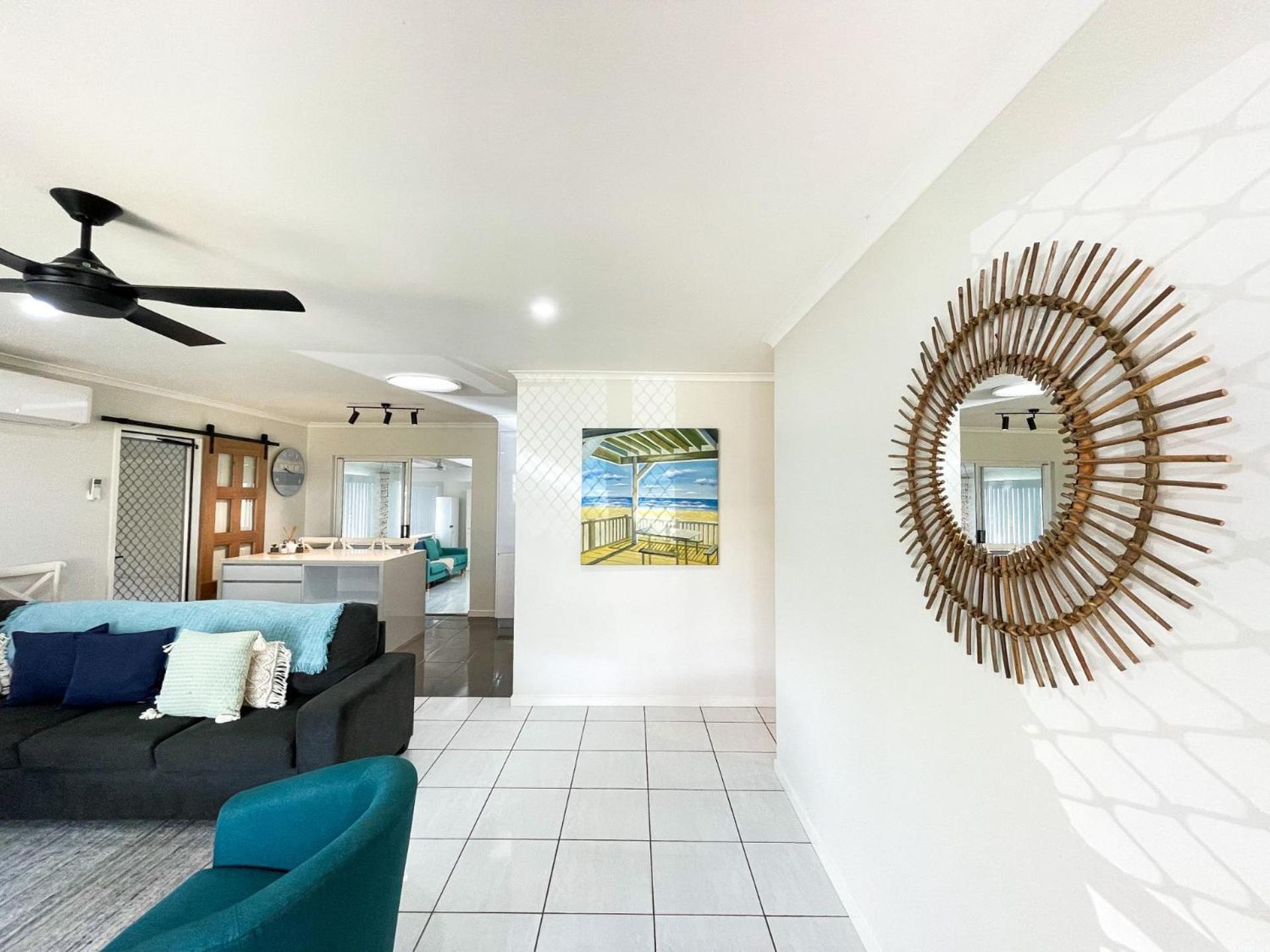 Beach House On Burrum- Close To Beach- 3Br- Wifi-Foxtel Woodgate Bagian luar foto